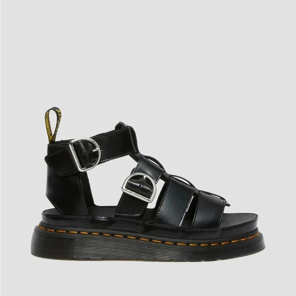 Dr Martens | Mackeye Black Buttero leather strap sandals - Picture 2 of 13